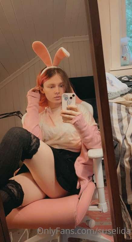 Just some cute pics for u while i edit a video for later tod..