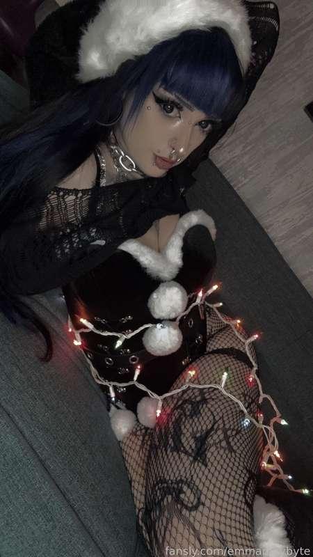 emmamaybyte image #23