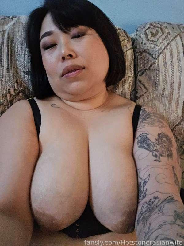 hotstonerasianwife image #1