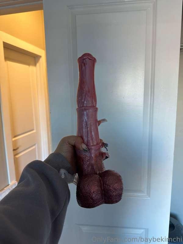 really into odd dildos lately, would yall like me to use the..