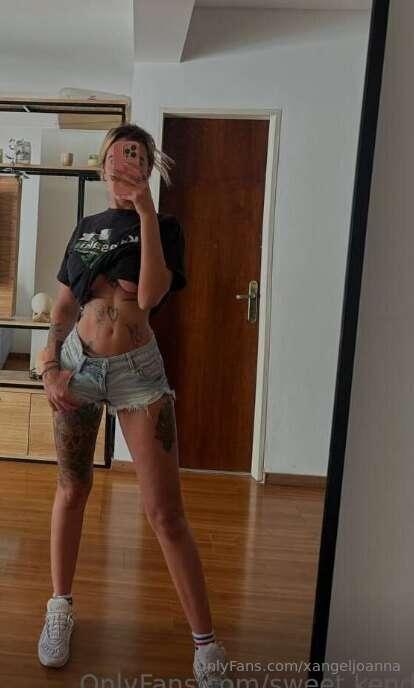 🧡SUBSCRIPTION FOR FREE🧡Horny @sweet.kendi shows her pussy ju..