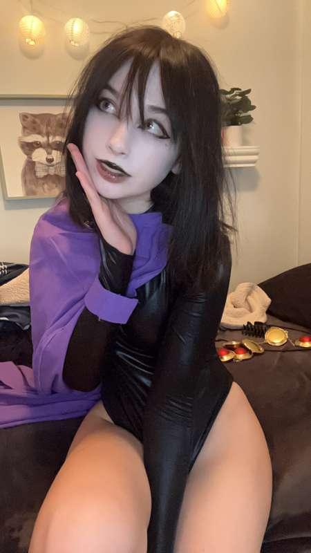 :3
