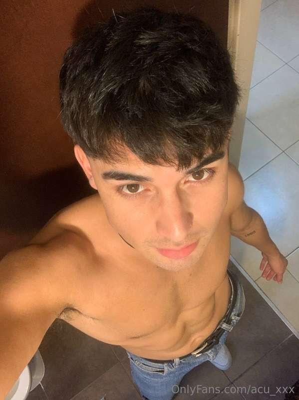 𝐅𝐑𝐄𝐄 𝐒𝐔𝐁𝐒𝐂𝐑𝐈𝐏𝐓𝐈𝐎𝐍 😍❤️ @nahuelbaby Chat hot 🤫 VC 😈 Custom pho..