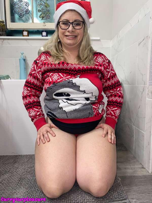 You know you want to get between these thighs