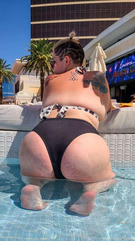 I basically spent the entirety of my Vegas trip in a pool so..