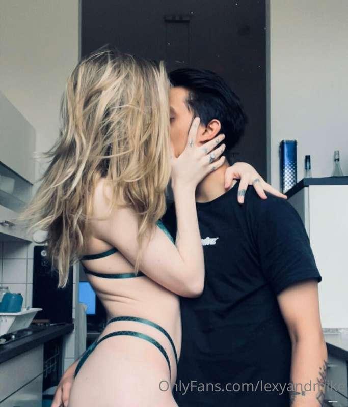 Wir kennen noch ein geiles Pärchen 😘👇🏼
@dream_couple
 
Die b..