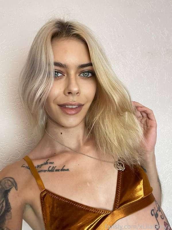 Do you like sexy selfie 😘