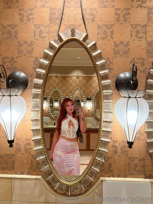 I love dressing up 😇