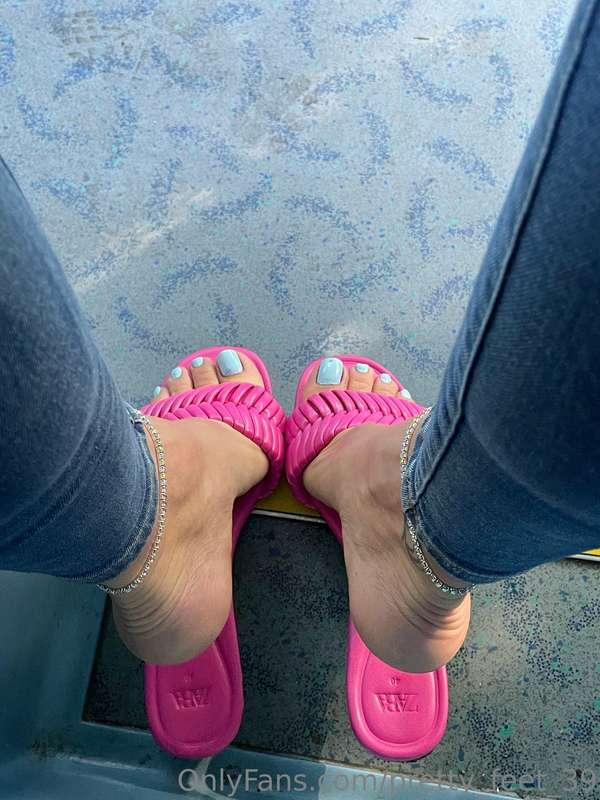 pretty_feet_39 image #1