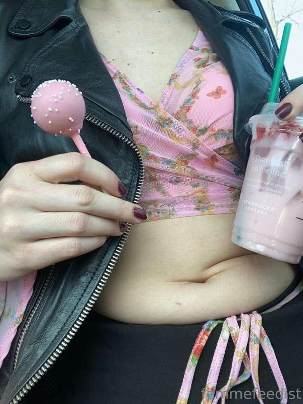 spoiled princess vibes at the starbucks drive thru today 💓💓💓