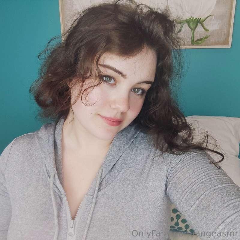 All better! 💞 New vid tomorrow (and i'll send out the long o..