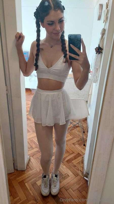 This week I restarted my ballet classes after years 💘
I am v..