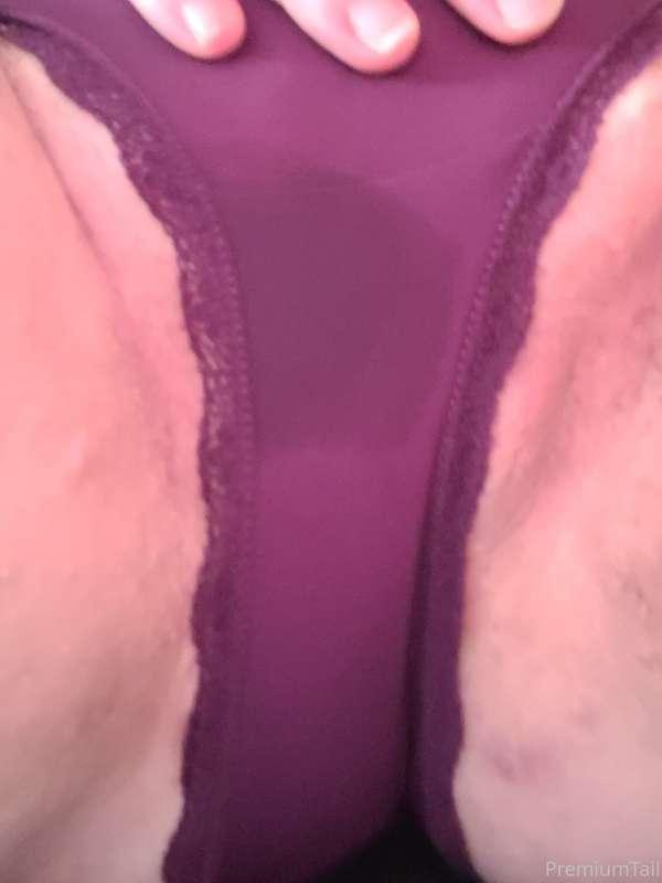 Go see me playing with my wet pussy on my paid page 😜