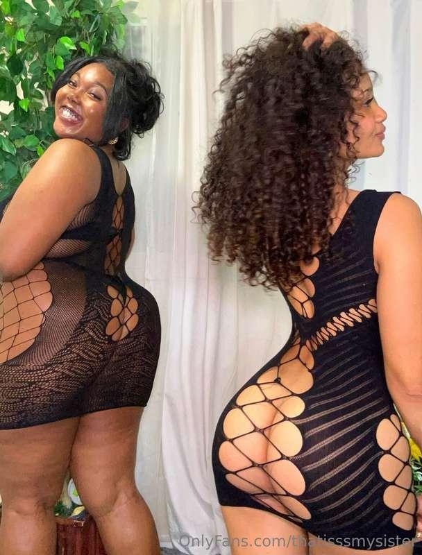 Two is better than one 👅 you deserve two girlfriend’s this y..