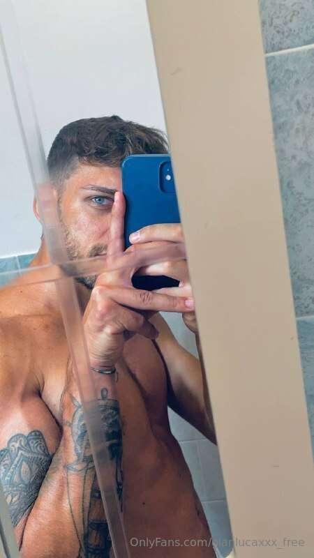 @andreaa9466 @andreaa9466 Follow my sexy friend with big dic..