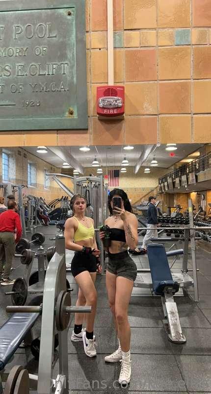 hit the gym w my bestie today🙈