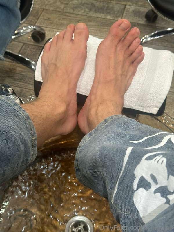 Got a pedicure do we like it