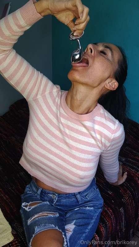 A delight to savor with all my body... With different stimul..