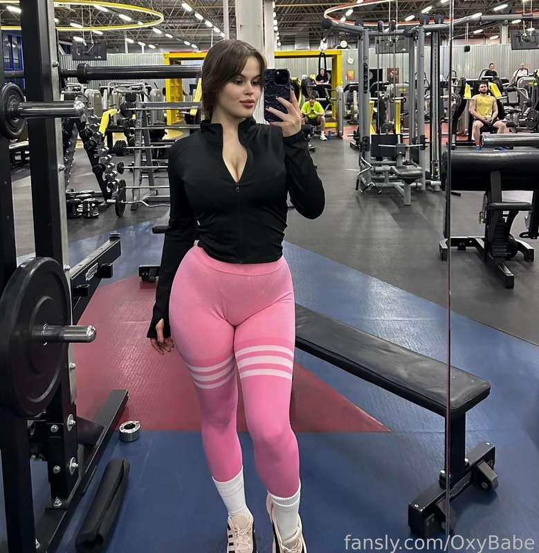 staying fit 🍒 wanna be my partner? 



 #ass #boobs #cute #tits #anal #blowjob 