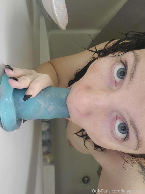 Does make you think naughty things?