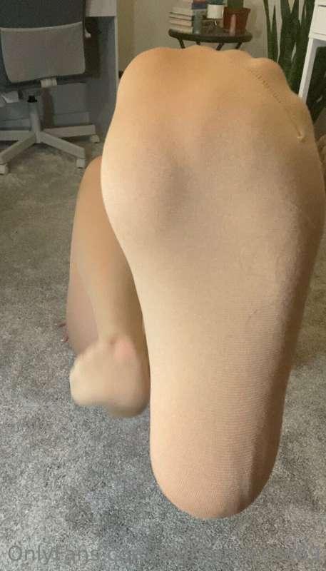Nylon feet for the TL