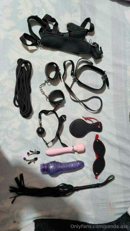 LET'S PLAY?