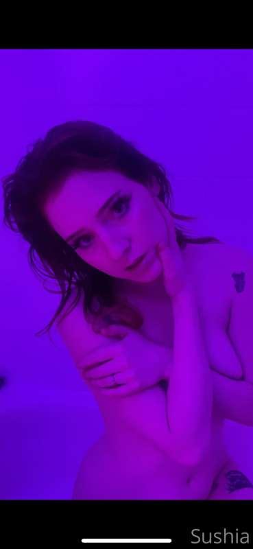 Me in the nude 💜💜💜 lots of fun ones here, a taste of sushia