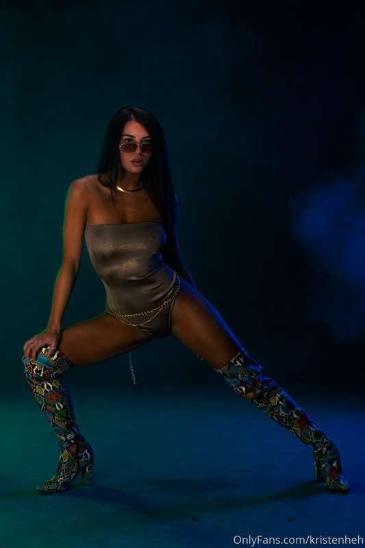 Happy Friday! I hope you’re loving my content this week of m..