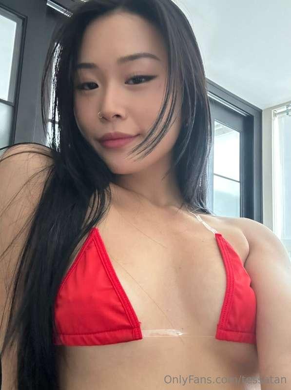 New month, new bikini 👙