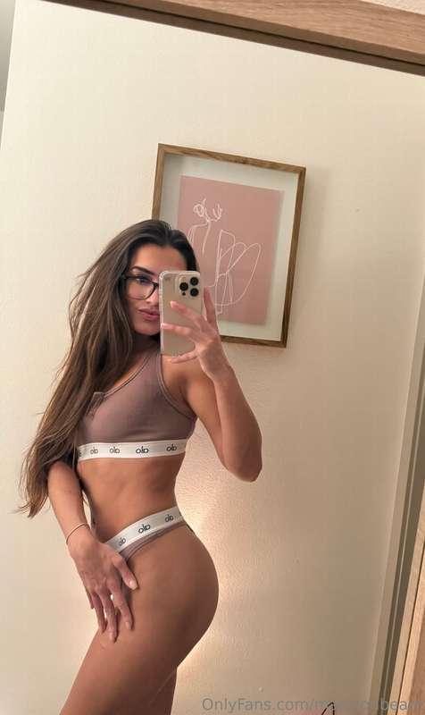 Do you want to stretch my tiny pussy daddy 😩😉💦