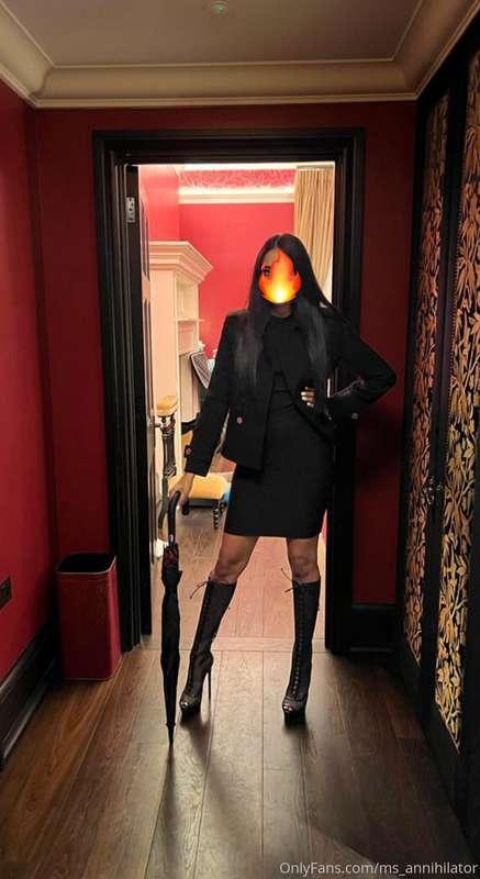 Domme vibes even in my personal life - just comes to me natu..