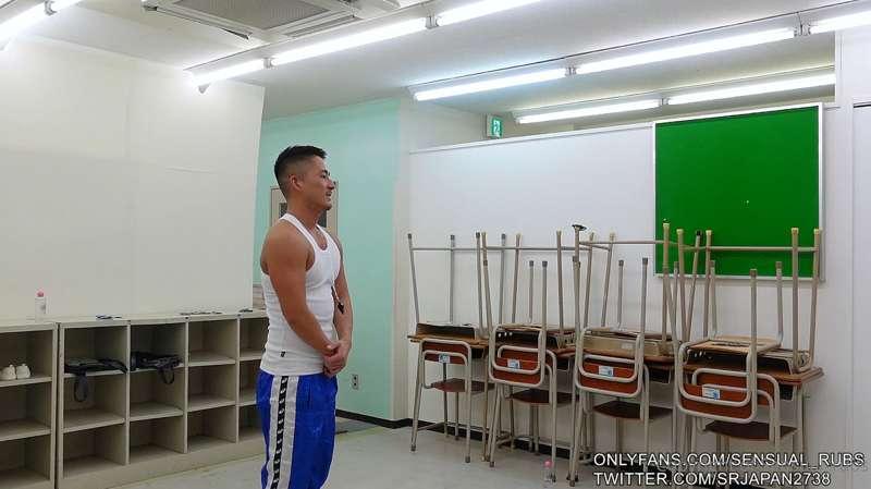 Class is over and the teacher asks you to stay back. What do..