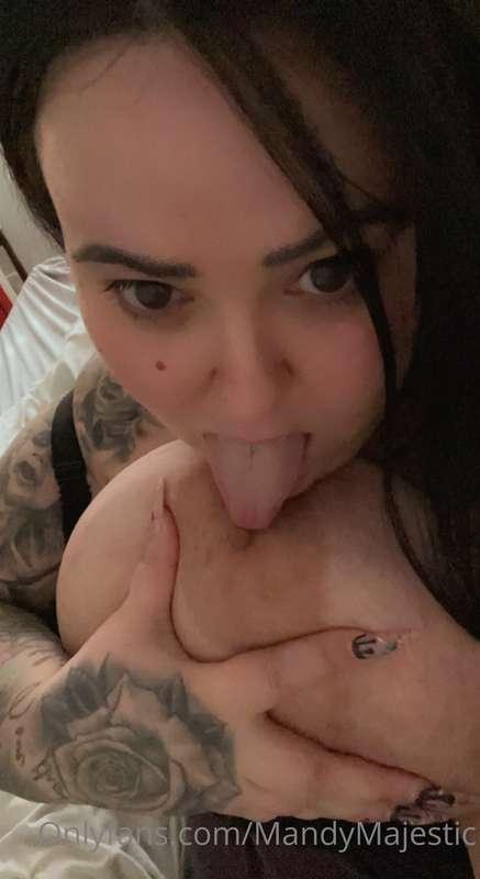 Great deal !!! 25% off all solo custom videos!! Contact me t..