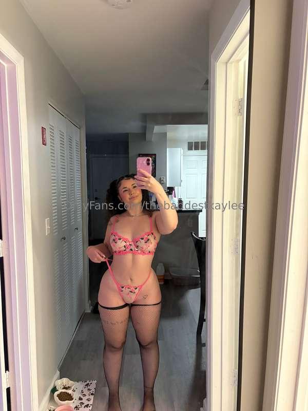 Guess what? I'm super wet right now 🤤