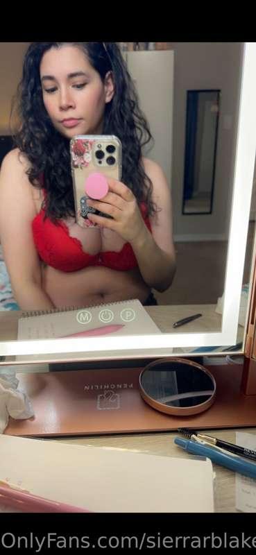 sierrarblakefield image #0