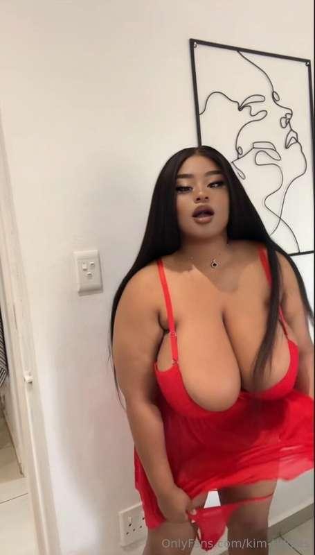Checkout my new lingerie try-on haul here: @taste-kimtiddies..