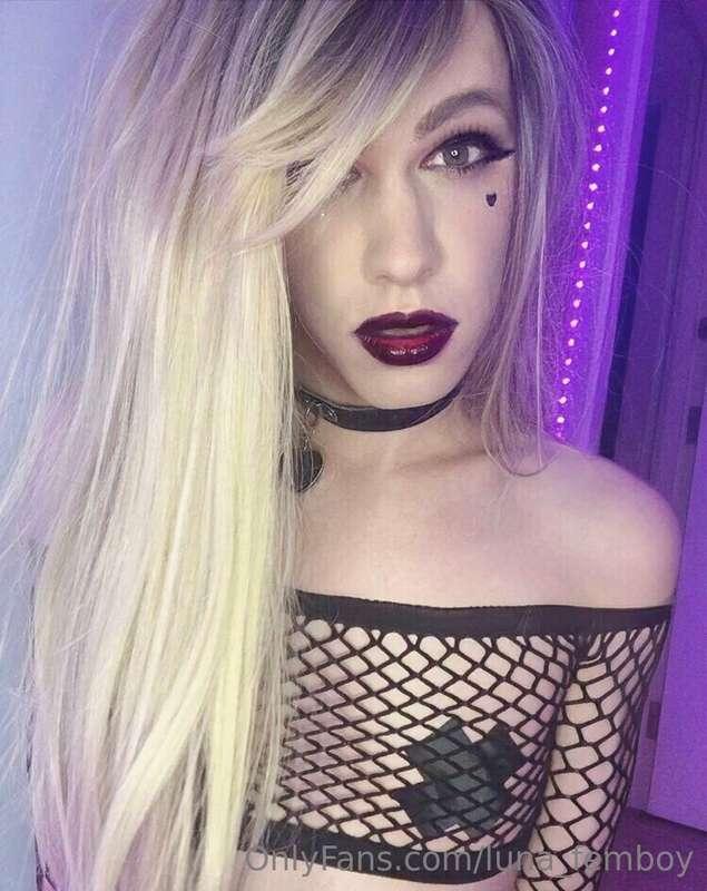 luna_femboy image #0
