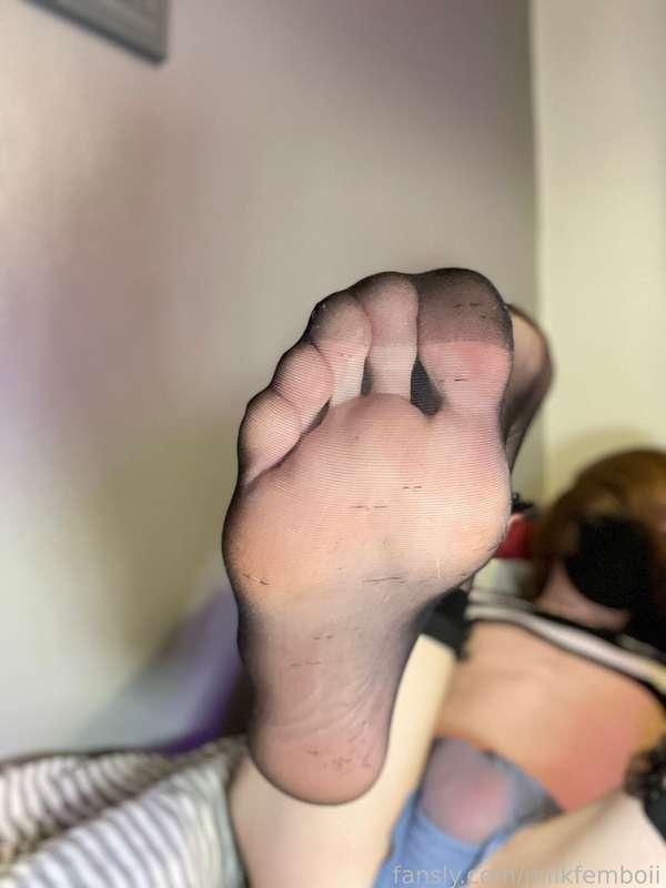 milkfemboii image #5