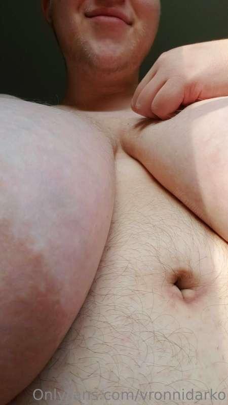 thecurvyprince image #1