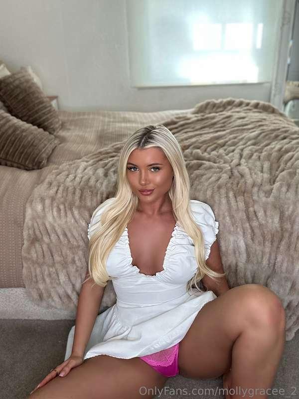 i cant wait for hotter weather! x