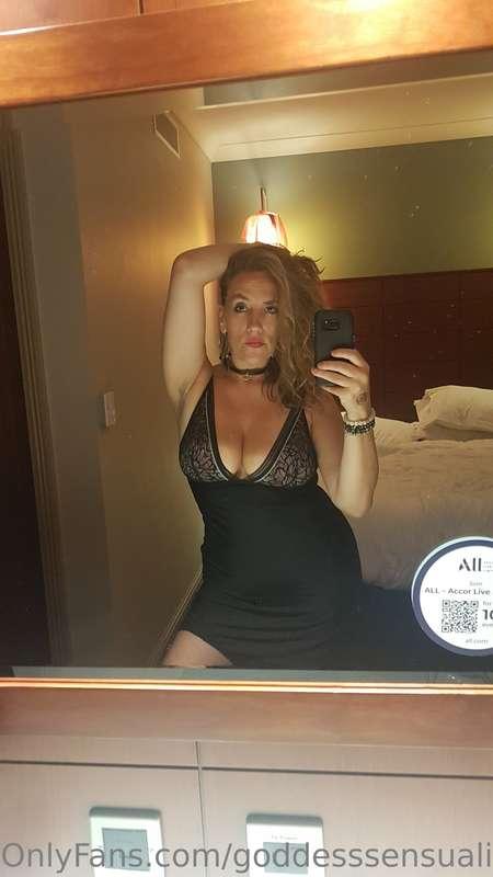 Throw back to the summer and naughty fun in hotel rooms...I ..