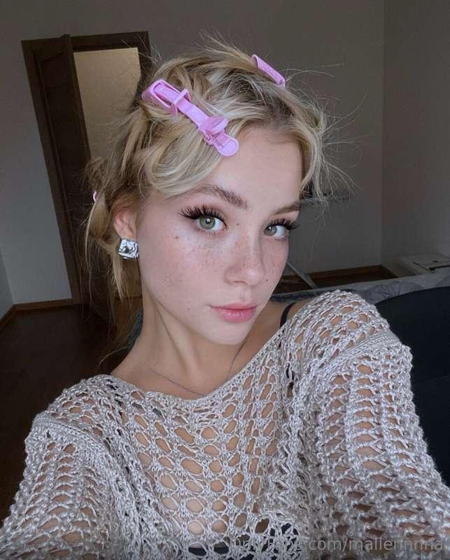 ## 💕💕💕CUTE GIRL💕💕💕

Juicy girl with no limits @ilona_garna 🔞..