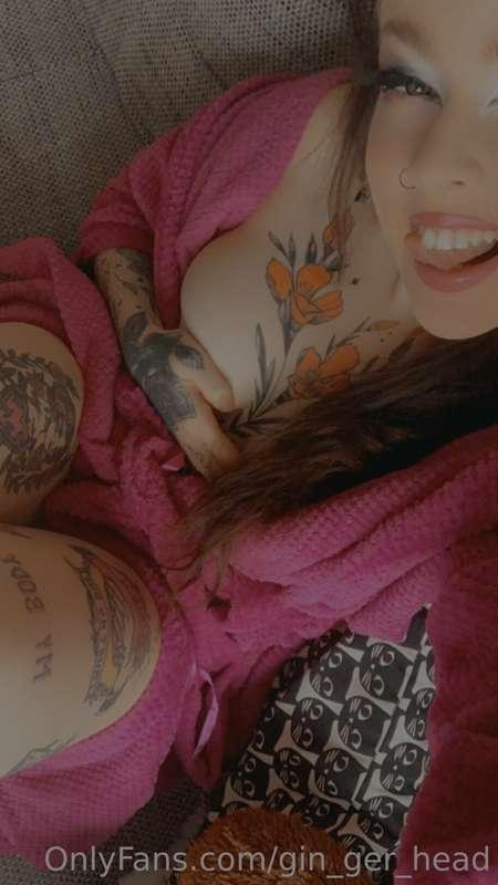 Chtěla bych se k někomu přitulit ❤️