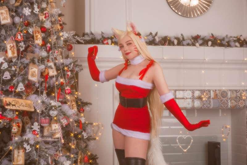 Christmas Ahri