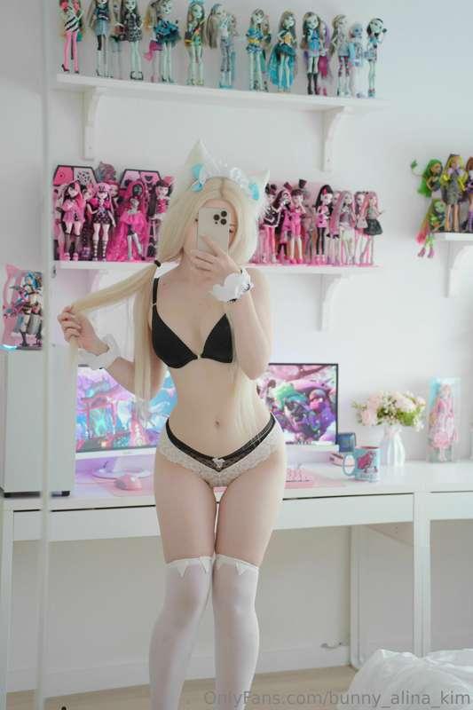 what do you wanna see me take off first?