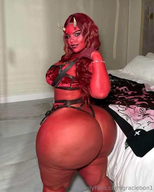 Gracie The Anal Demon 👹