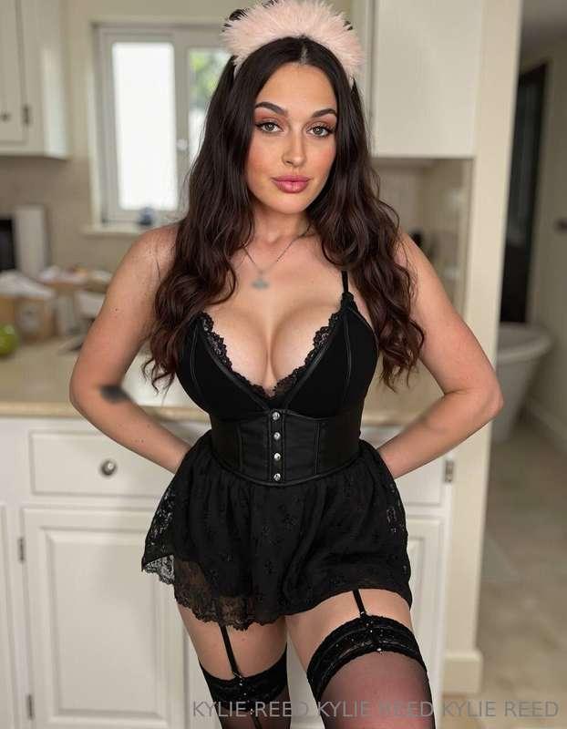 This is my super exclusive page, where all the good stuff is..