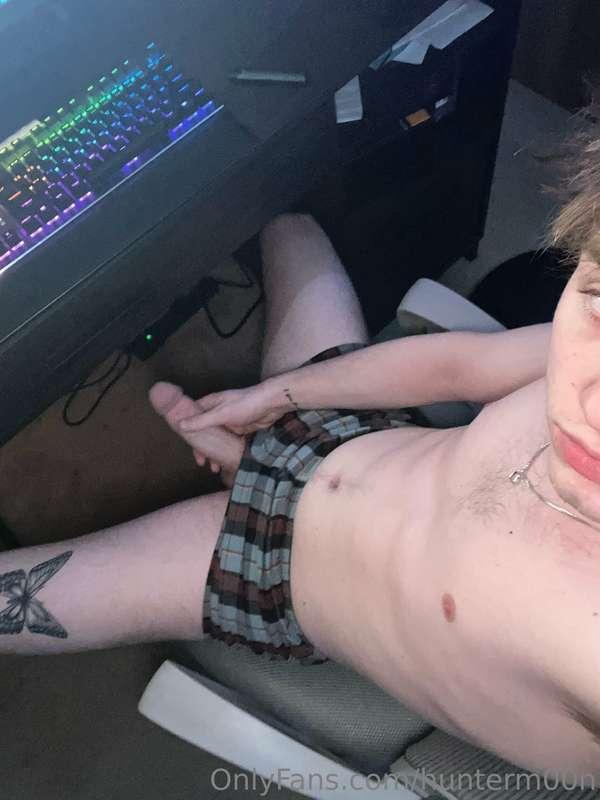 Just tryna show my dick 😩