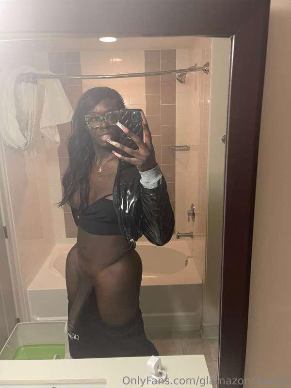 glamazonchanelr image #0