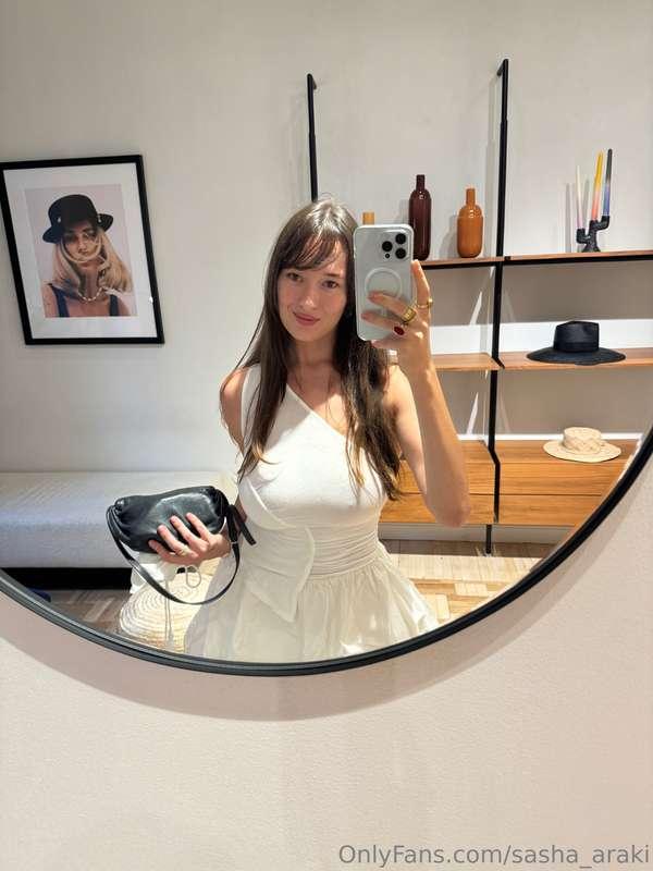Caught my reflection in the mirror and decided: today I defi..